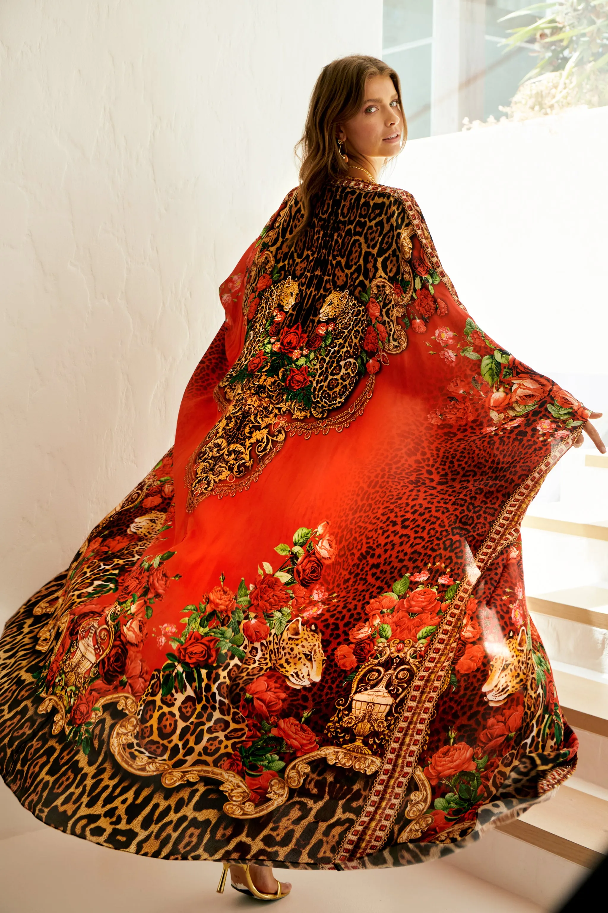 LEOPARDESS LONG CAPE